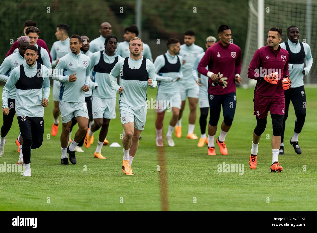 Praga, Repubblica Ceca. 06th giugno, 2023. I giocatori di West Ham United hanno visto durante un'ultima sessione di allenamento in vista della finale della UEFA Europa Conference League tra Fiorentina e West Ham United alla Fortuna Arena di Praga. Qui l'allenamento si svolge allo Strahov Stadium Credit: Gonzales Photo/Alamy Live News Foto Stock