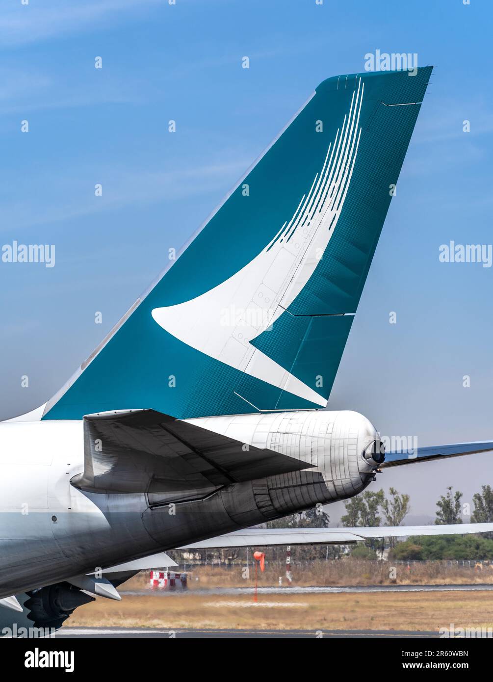 Cathay Pacific Cargo Boeing B747-8 in arrivo per la partenza Foto Stock