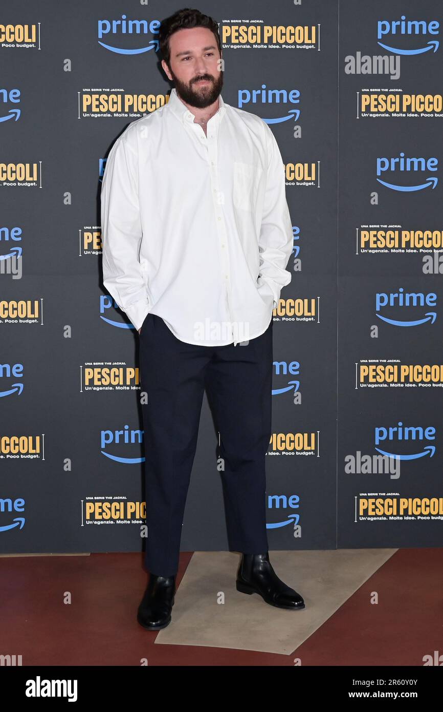 Roma, Italia. 06th giugno, 2023. Francesco Ebasta partecipa alla videoserie televisiva prime 'Pesci piccoli' al Cinema Barberini. Credit: SOPA Images Limited/Alamy Live News Foto Stock