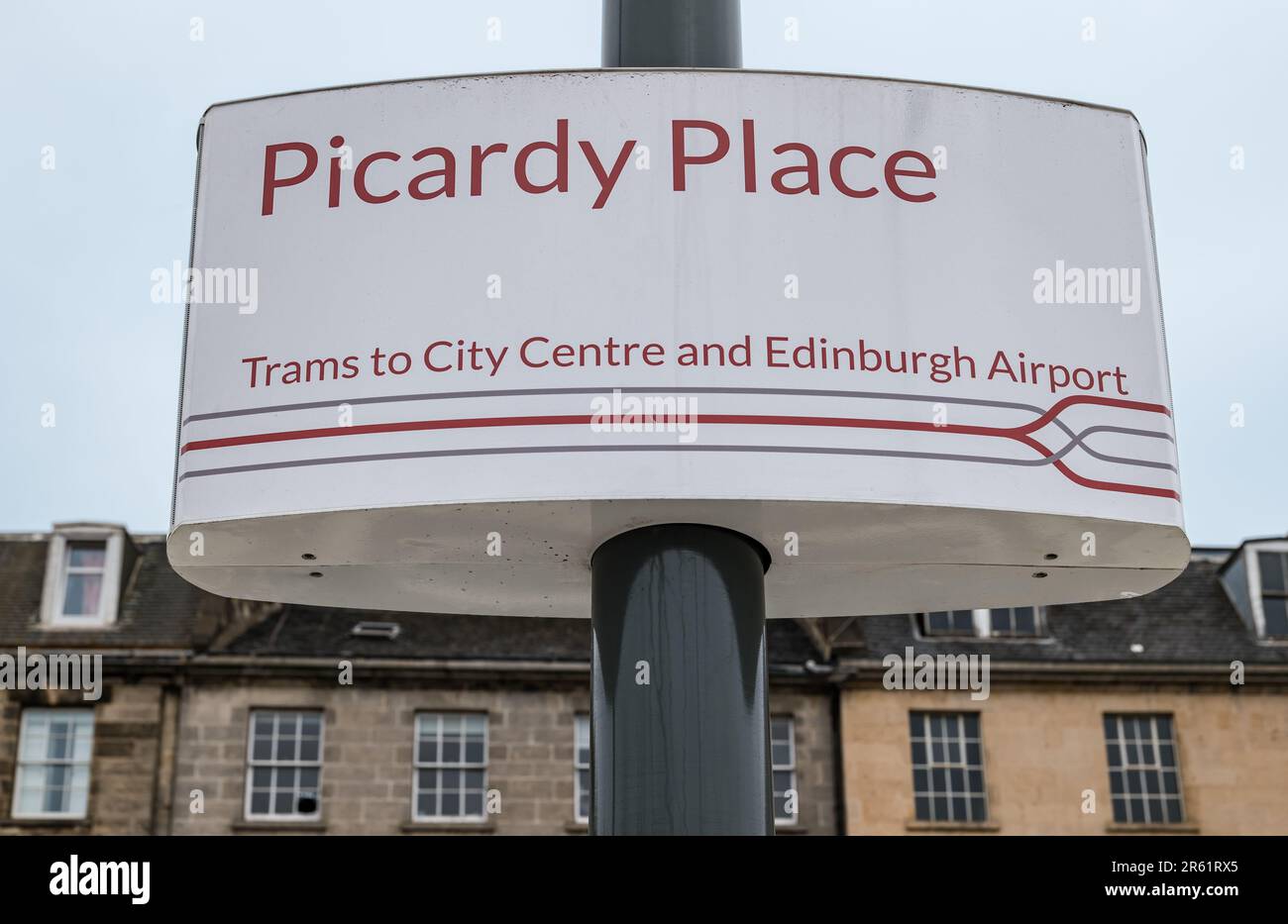 Segnale di fermata del tram Picardy Place, tram di Edimburgo, Scozia, Regno Unito Foto Stock