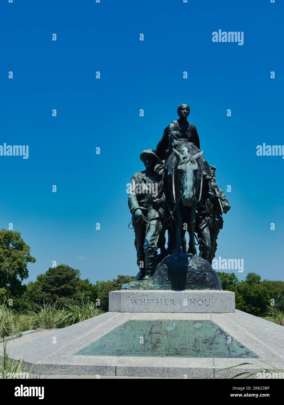 Kansas City, Missouri - 3 giugno 2023: Pioneer Mother Memorial al Penn Valley Park Foto Stock