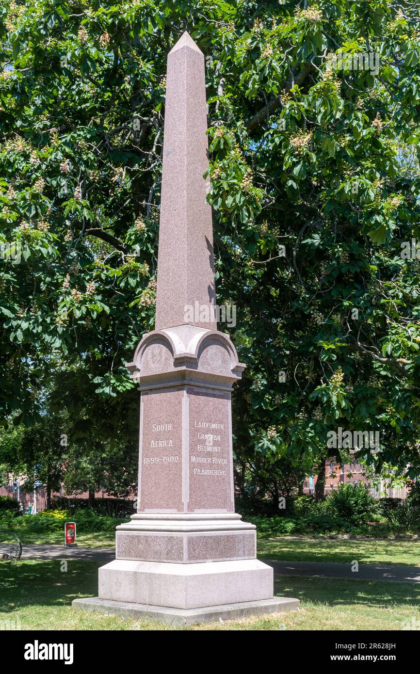 HMS potente Memorial a Victoria Park, Portsmouth centro città, Hampshire, Inghilterra, Regno Unito Foto Stock