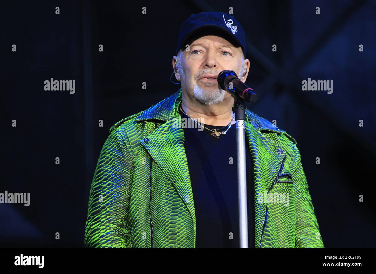 Bologna, Italia, 06 giugno 2023, il cantante italiano Vasco Rossi si  esibisce sul palco durante il