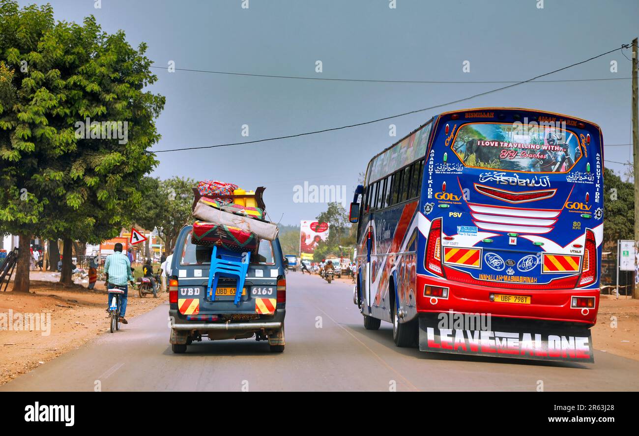 Per le strade dell'Uganda Foto Stock