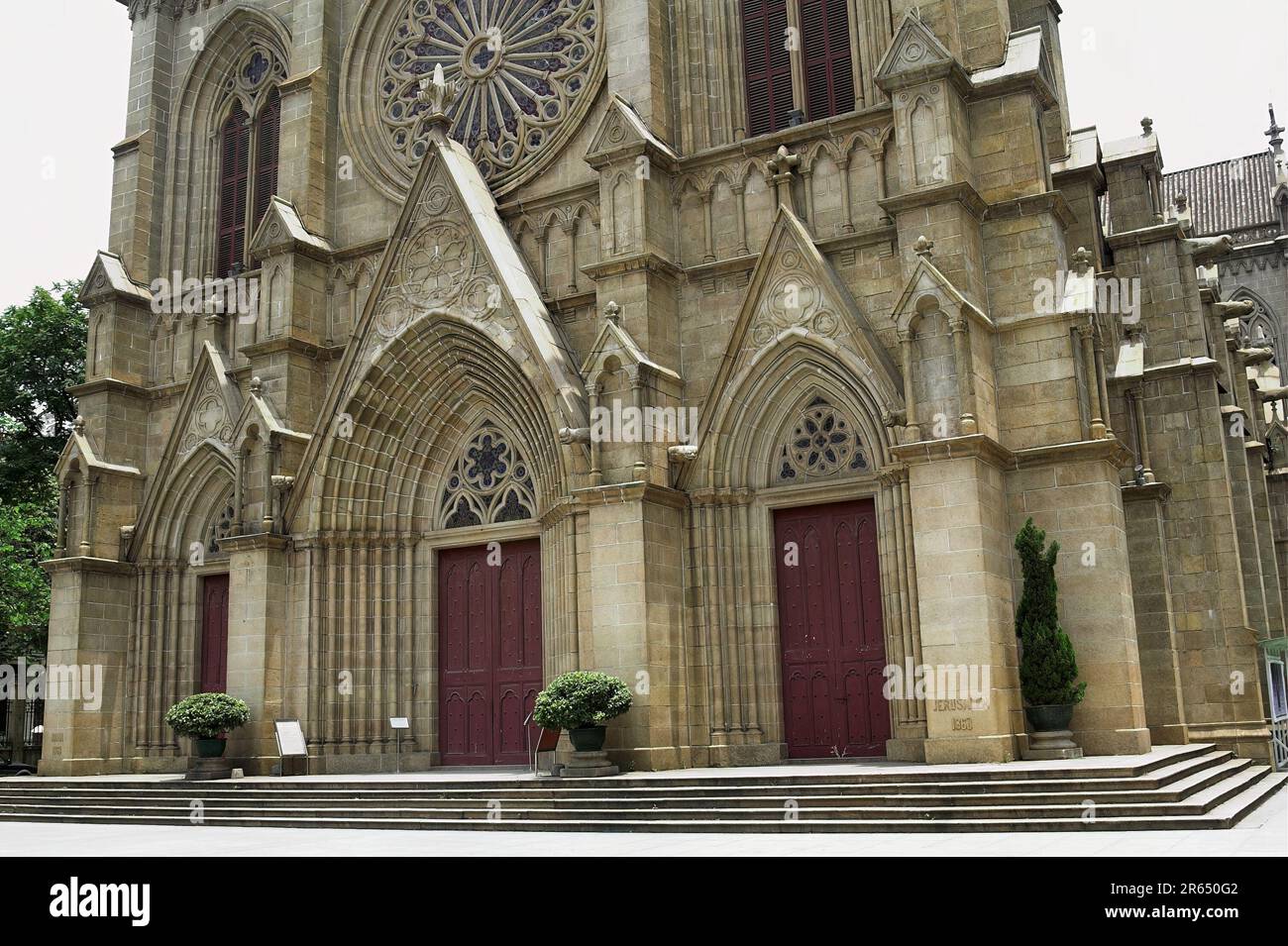 广州市 中國 Guangzhou, Cina; chiesa cattolica neogotica; Iglesia Católica neogótica; Neugotische katholische Kirche; neogotycki kościół katolicki 新哥德式天主教堂 Foto Stock