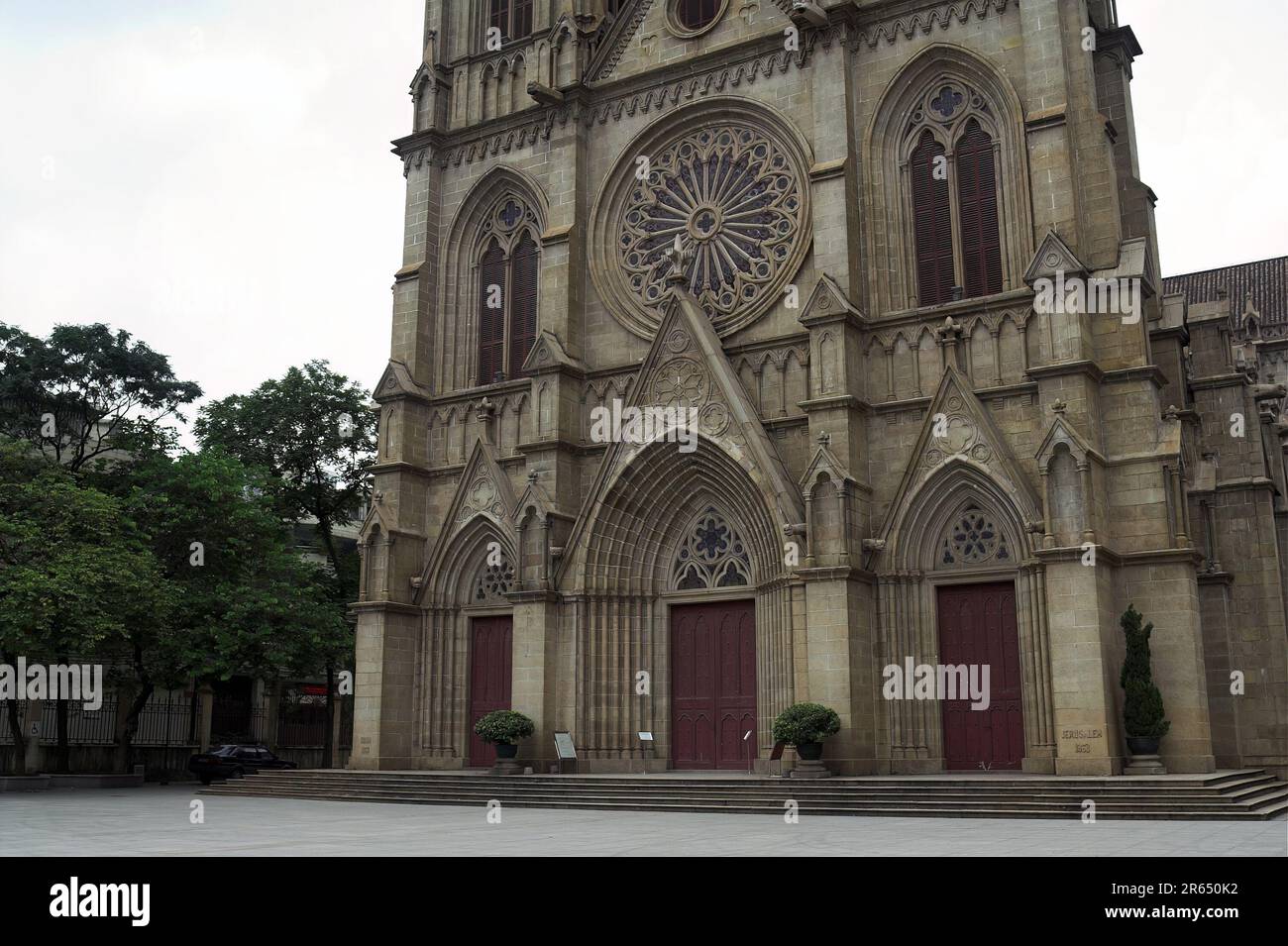 广州市 中國 Guangzhou, Cina; chiesa cattolica neogotica; Iglesia Católica neogótica; Neugotische katholische Kirche; neogotycki kościół katolicki 新哥德式天主教堂 Foto Stock