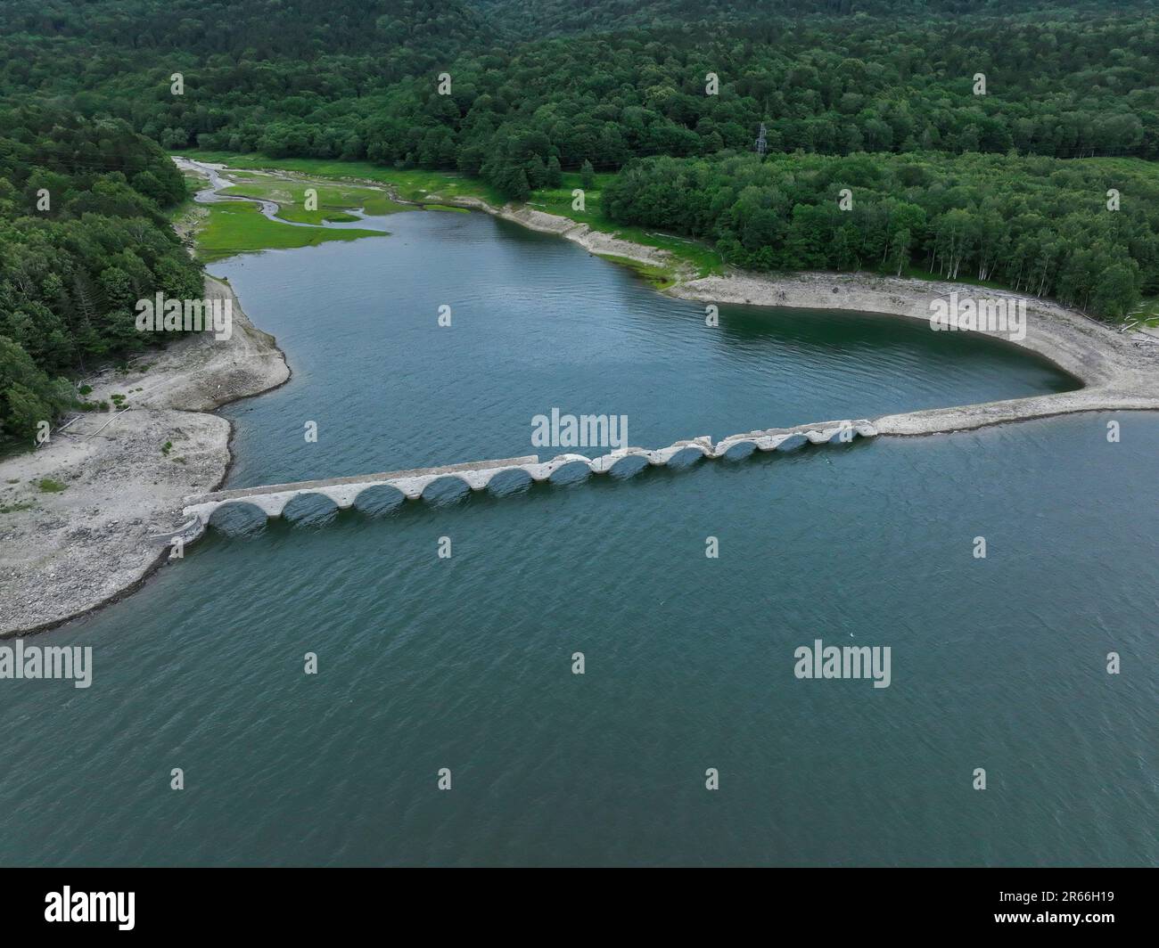 Ponte sul fiume Taushubetsu Foto Stock