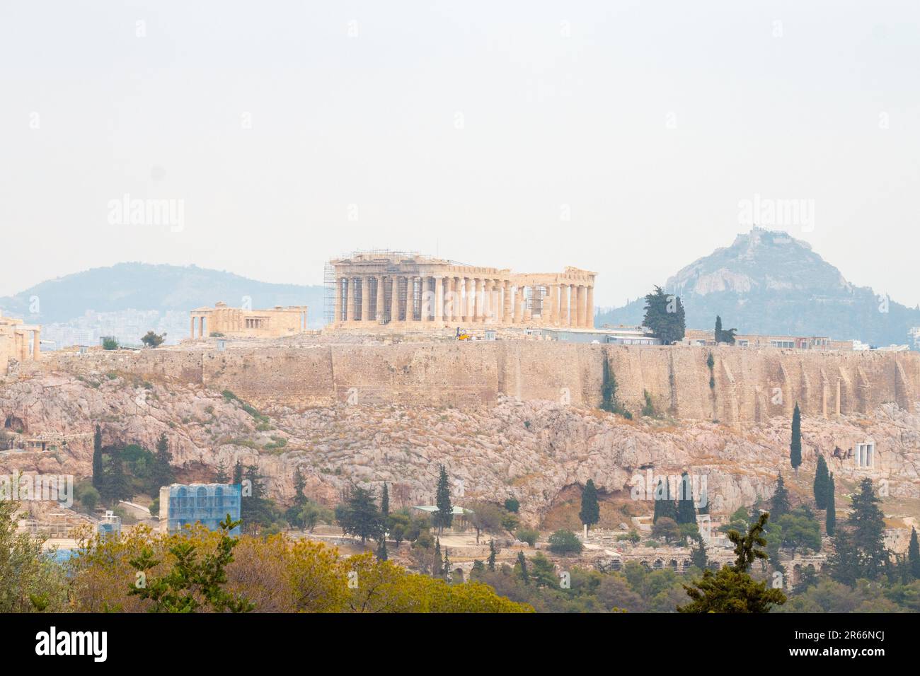 Vista dell'Acropoli dal Monumento di Philopappos Foto Stock