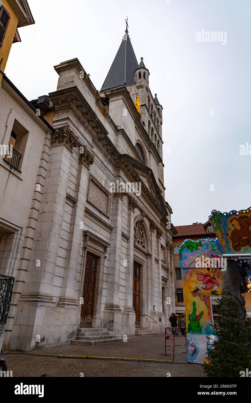 Annecy, Francia - 29 gennaio 2022: La chiesa di Notre-Dame-de-Liesse è una chiesa cattolica francese, situata nel dipartimento dell'alta Savoia e della città Foto Stock