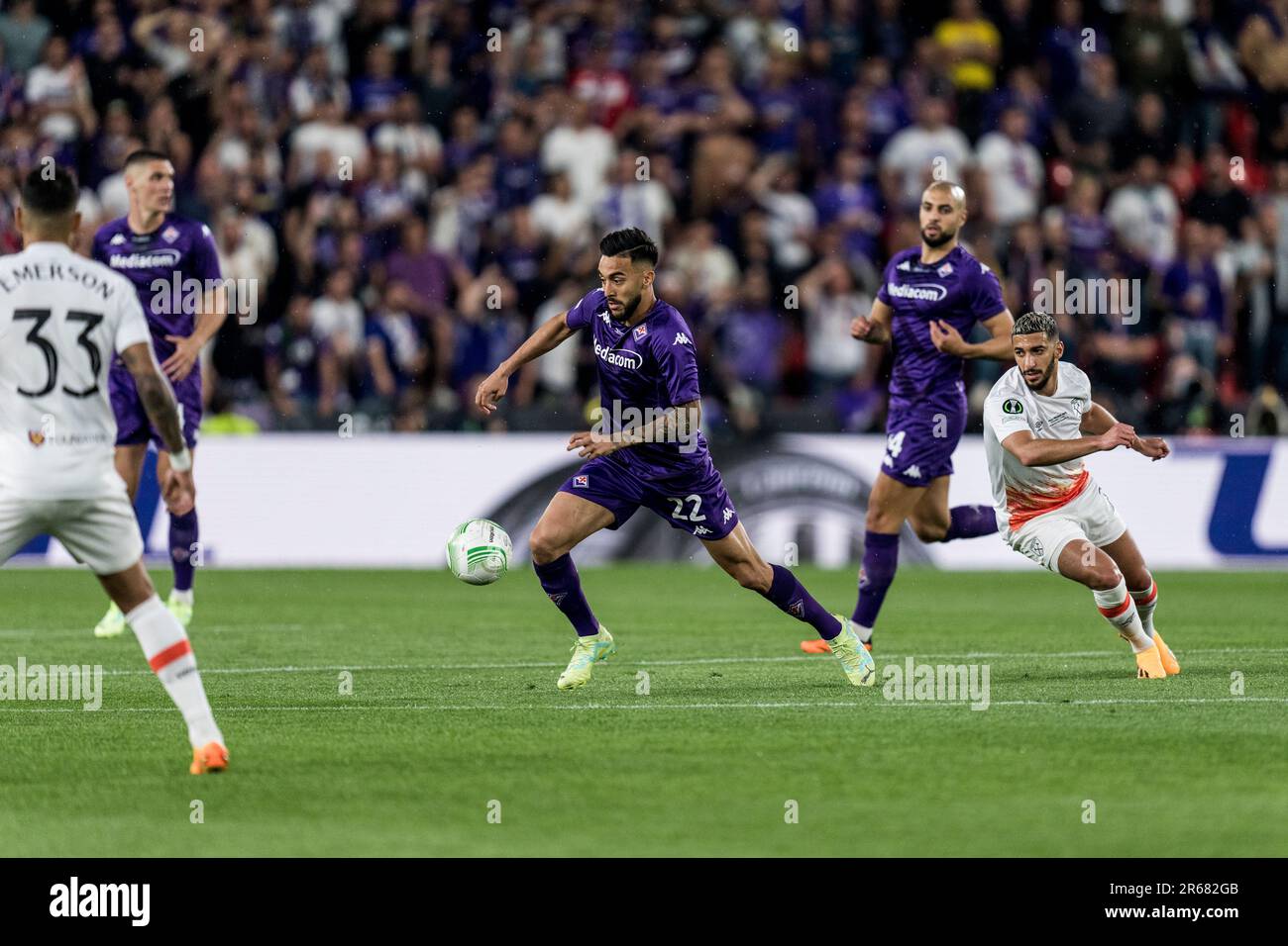 Praga, Repubblica Ceca. 07th giugno, 2023. Nicolas Gonzalez (22) di Fiorentina visto durante la finale della UEFA Europa Conference League tra Fiorentina e West Ham Uniti all'Eden Arena di Praga. Credit: Gonzales Photo/Alamy Live News Foto Stock