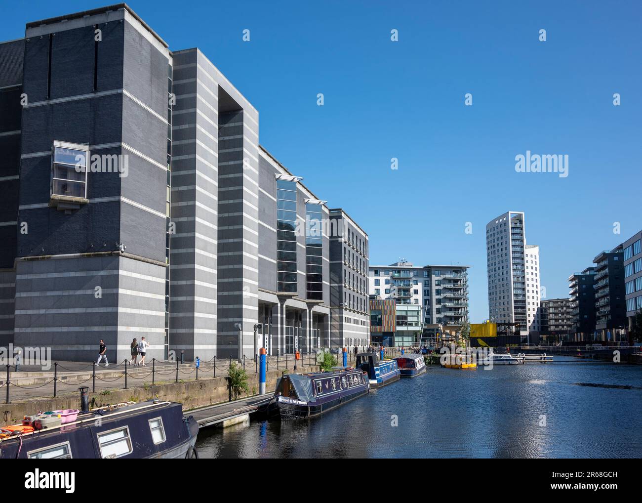 Edifici moderni intorno al Leeds Dock, Leeds, Regno Unito Foto Stock