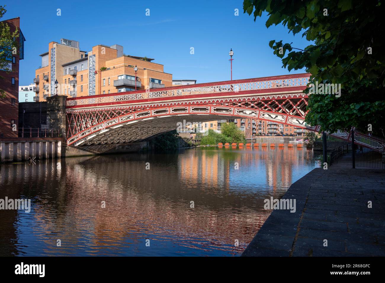 Crown Point Bridge sul fiume Aire, Leeds Foto Stock