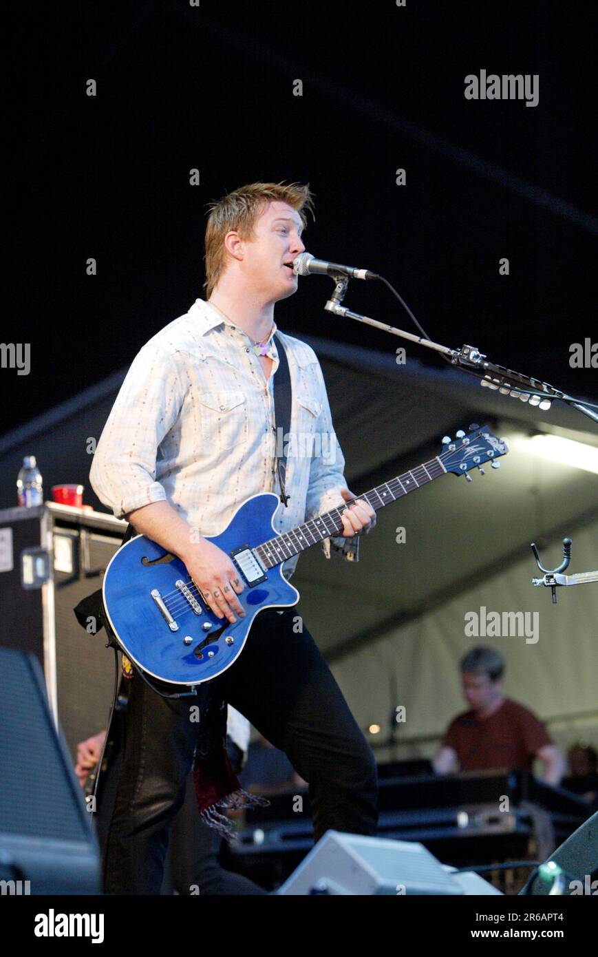 Queens of the Stone Age si esibisce in concerto dal vivo nell'ambito del Sydney V Festival di Richard Branson, che si terrà a Sydney, Australia, il 29 marzo 2008. Foto Stock