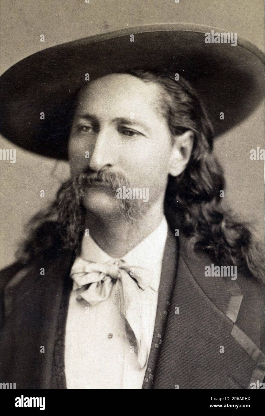 James Butler, Wild Bill, Hickok (27. Mai 1837 - 2. Agosto 1876) War ein US-amerikanischer Westernheld beziehungsweise Revolverheld, Soldat und Gesetzeshüter, Historisch, digital restaurierte Reproduktion von einer Vorlage aus dem 19. Jahrhundert (Hickok, 27 maggio 1837 19th – 2 agosto 1876) è stato un Foto Stock