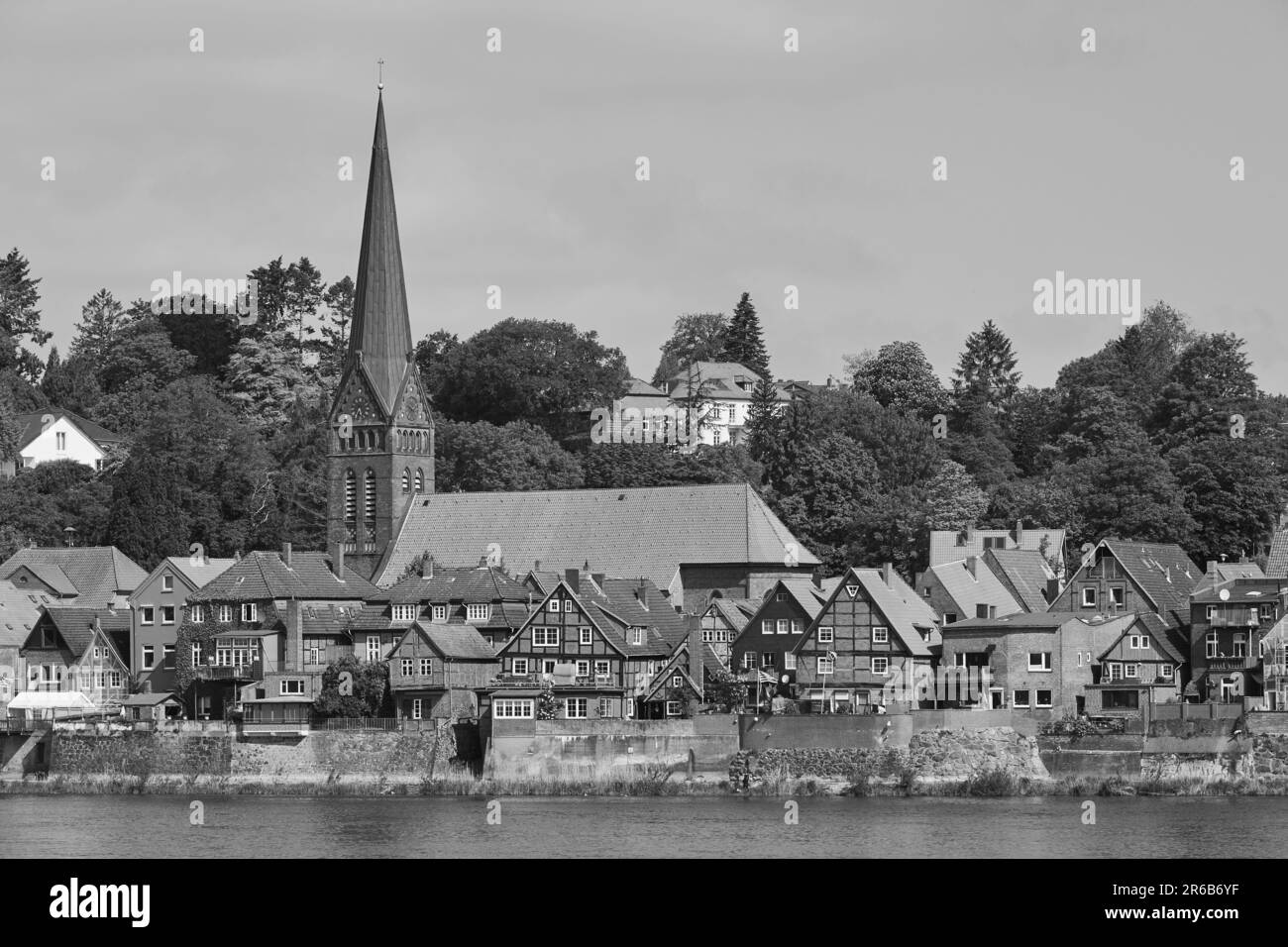 Blick auf Lauenburg an der Elbe, Schleswig-Holstein, Niedersachsen Credit: Sarah Bömer fotografie Foto Stock