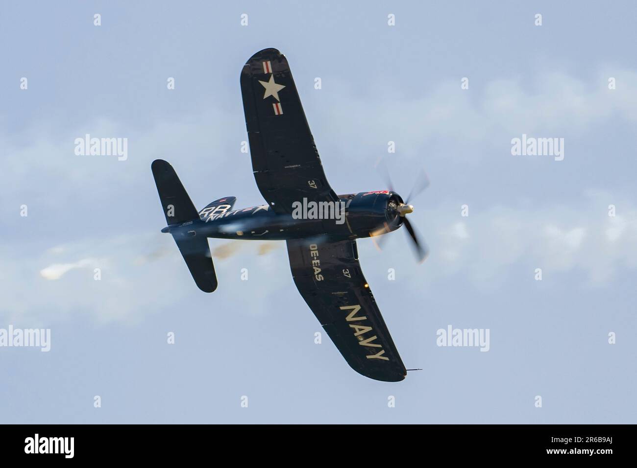 F4U Corsair al Pardubice Air Show 2023 a Pardubice, Repubblica Ceca Foto Stock