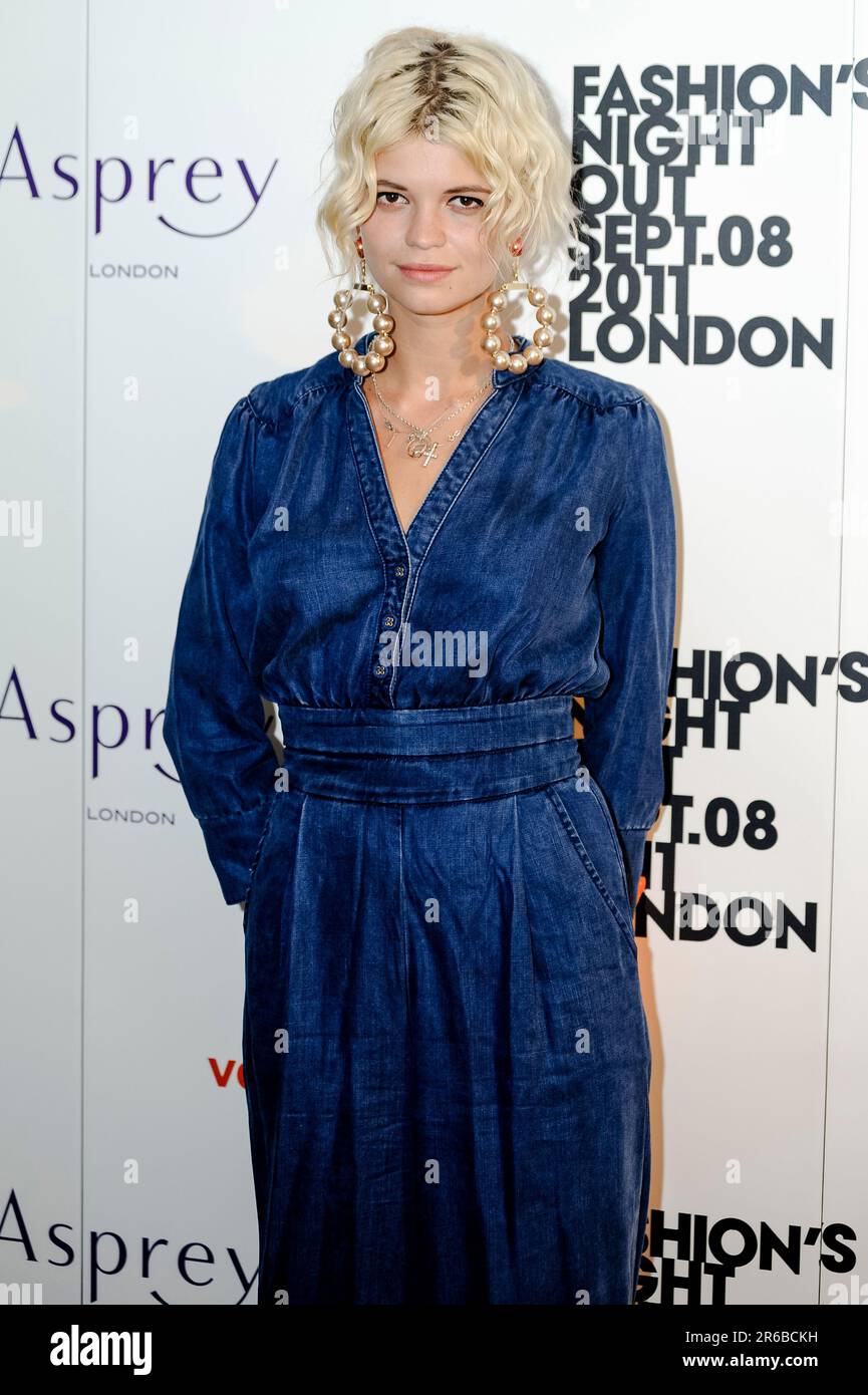 Pixie Geldof partecipa alla serata Asprey's Vogue Fashion's Night out all'Asprey London. Credito: Euan Cherry Foto Stock
