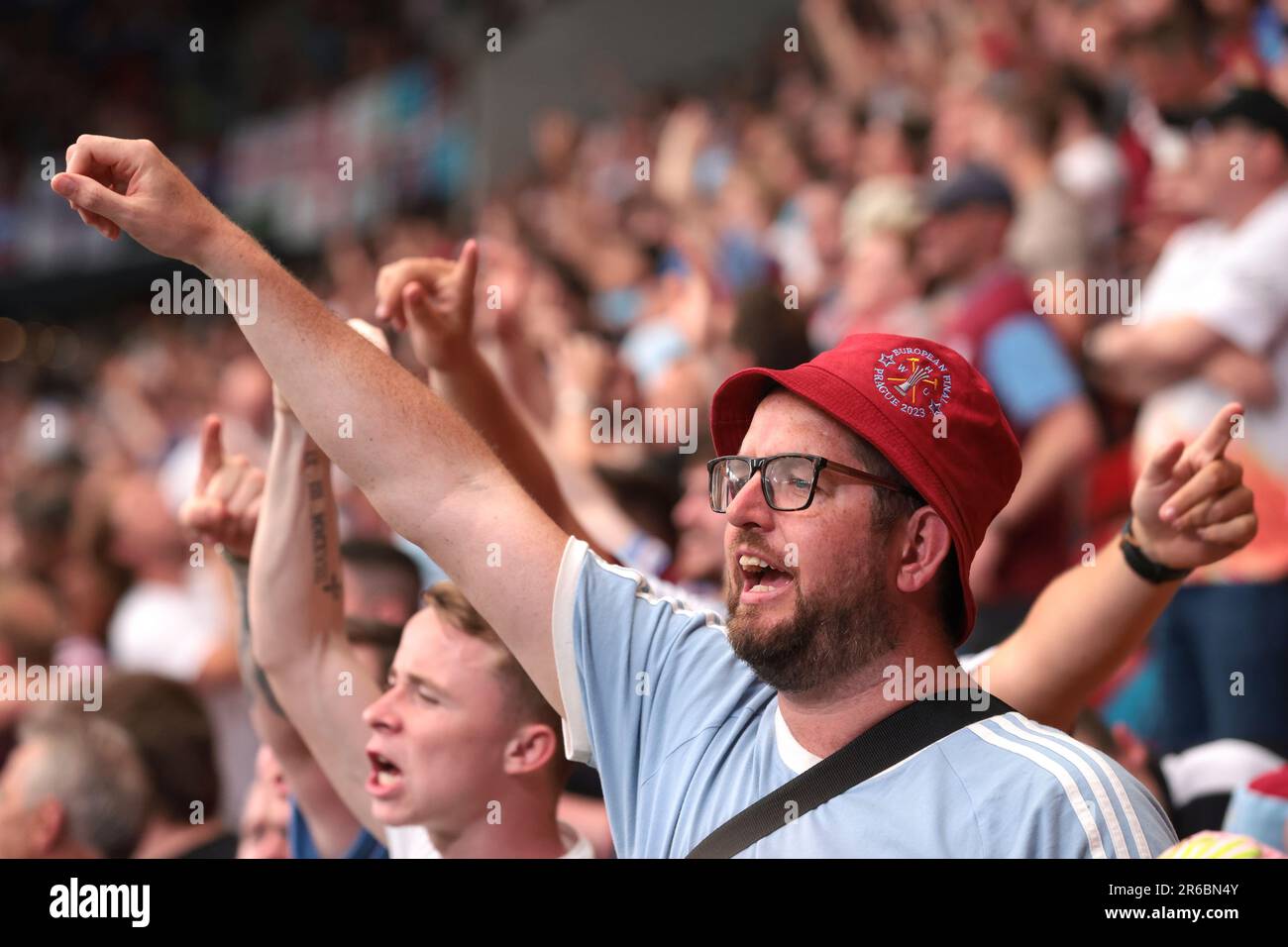 Praga, Repubblica Ceca. 7th giugno, 2023. Tifosi del West Ham United durante la partita della UEFA Europa Conference League all'Eden Arena di Praga. Il credito di immagine dovrebbe essere: Jonathan Moskrop/Sportimage Credit: Sportimage Ltd/Alamy Live News Foto Stock