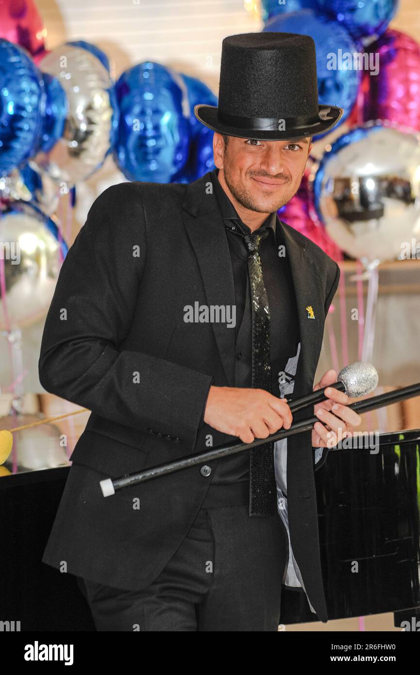 Peter Andre celebra il lancio del "BBC Children in Need POP Goes the Musical" presso i Kensington Roof Gardens. Credito: Euan Cherry Foto Stock