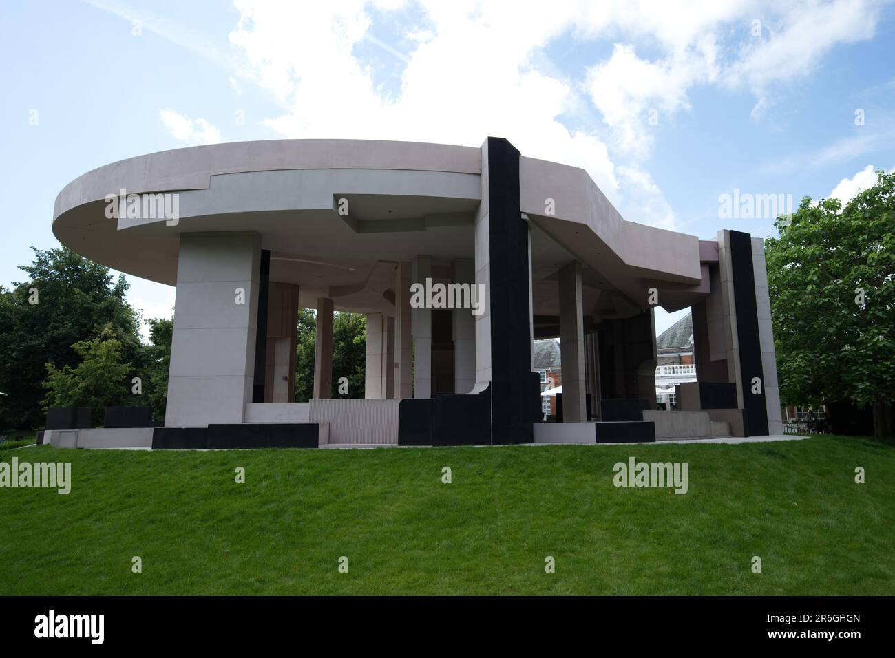 Serpentine Pavilion 2021 a Hyde Park, Londra, Regno Unito Foto Stock