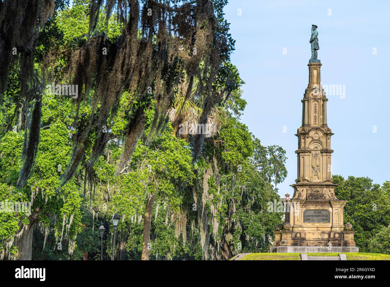 1870s monumento del soldato confederato al Forsyth Park a Savannah, il quartiere storico della Georgia. (USA) Foto Stock