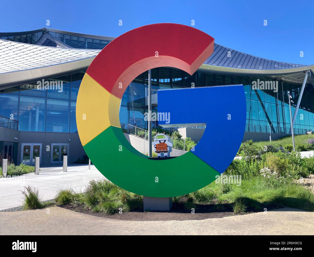 Vista esterna del campus di Google Bay View - Mountain View, California, Stati Uniti - Aprile, 2023 Foto Stock