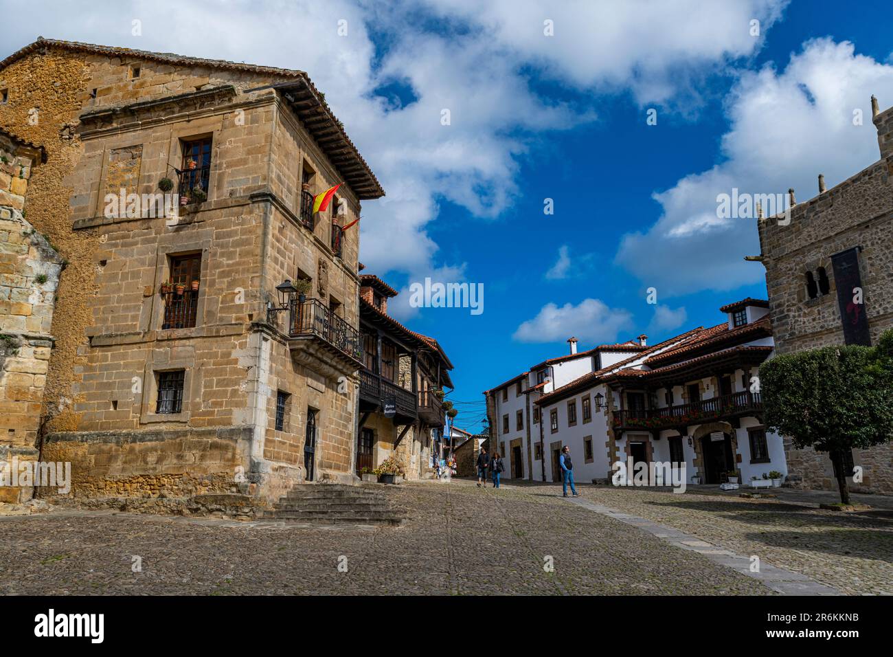 Città storica, Santillana del Mar, Cantabria, Spagna, Europa Foto Stock