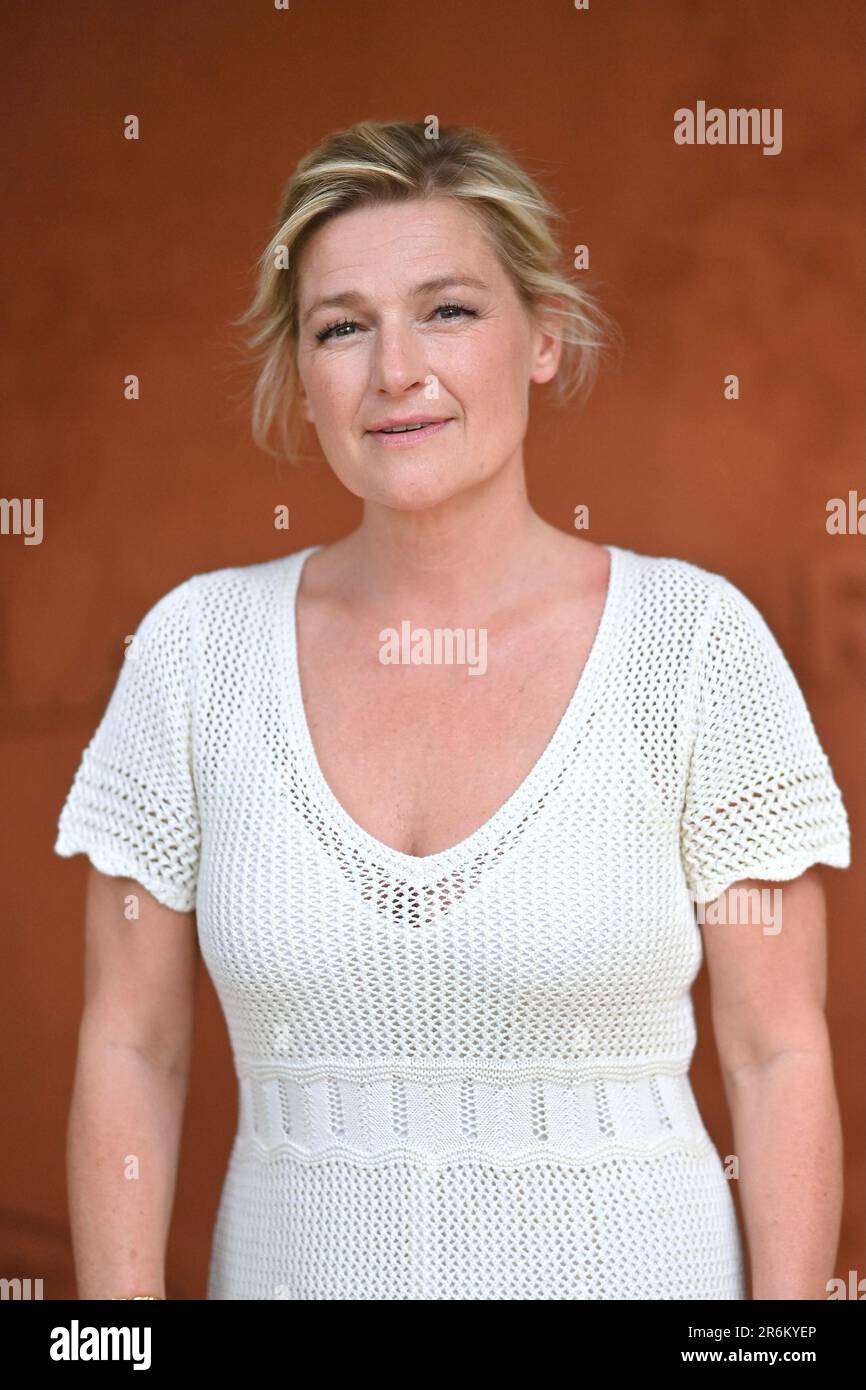Anne-Elisabeth Lemoine partecipa al 2023 French Open di Roland Garros il 09 giugno 2023 a Parigi. Foto di Franck Castel/ABACAPRESS.COM Foto Stock