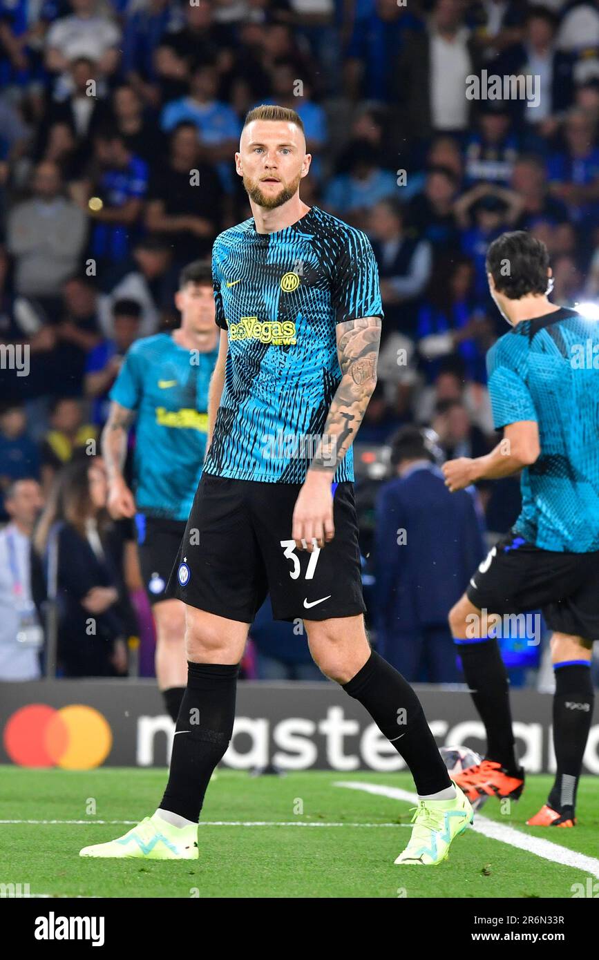 Istanbul, Turchia. 10th giugno, 2023. Il Milan Skriniar (37) dell'Inter ha visto il riscaldamento prima della finale della UEFA Champions League tra Manchester City e l'Inter al Atatürk Stadium di Istanbul. (Photo Credit: Gonzales Photo/Alamy Live News Foto Stock