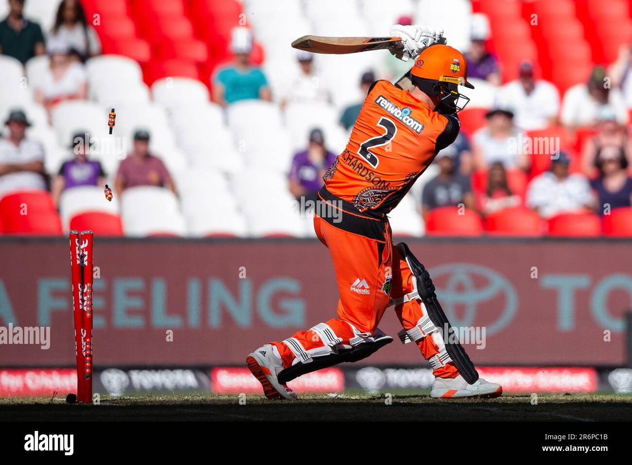 MELBOURNE, AUSTRALIA - GENNAIO 22: Il giocatore di Perth Scorchers Jhye Richardson ha respinto durante la partita di cricket della Big Bash League tra Hobart Hurricanes e Perth Scorchers al Marvel Stadium il 22 Gennaio 2021 a Melbourne, Australia. Foto Stock