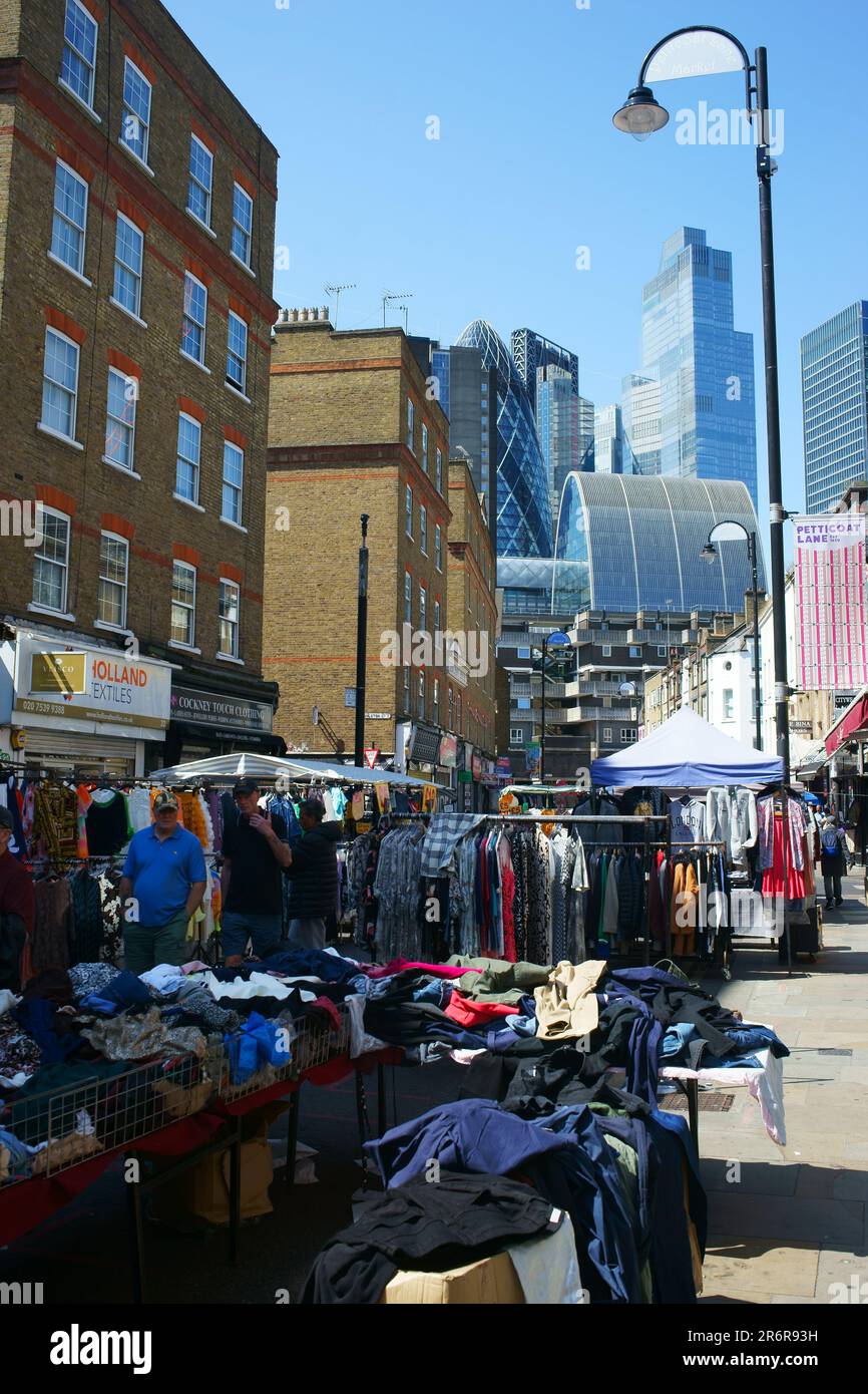 Petticoat Lane Street Market, Londra, Regno Unito, 2023 Foto Stock