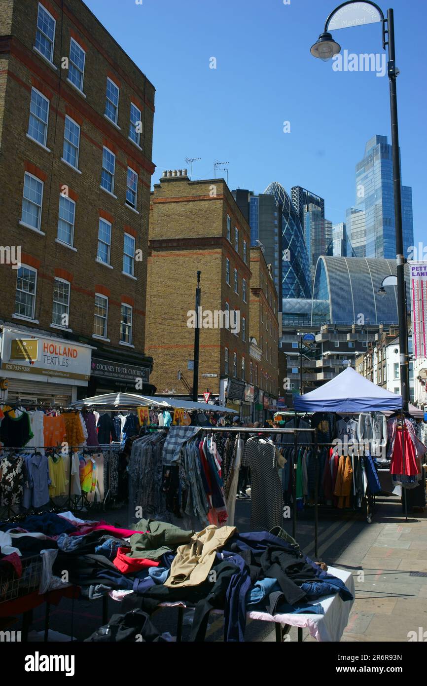 Petticoat Lane Street Market, Londra, Regno Unito, 2023 Foto Stock