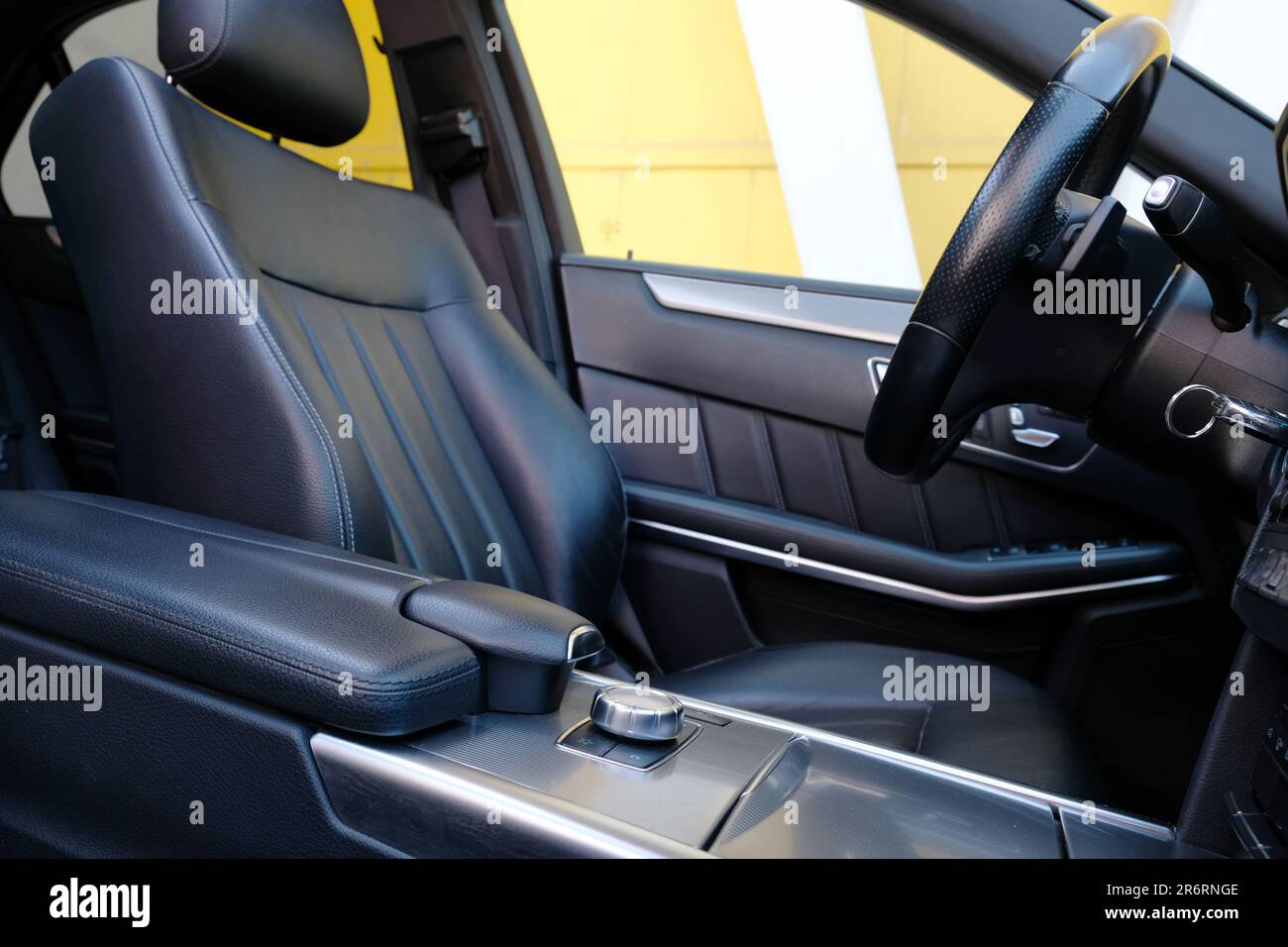 Mercedes Classe e con sedili di lusso Foto Stock