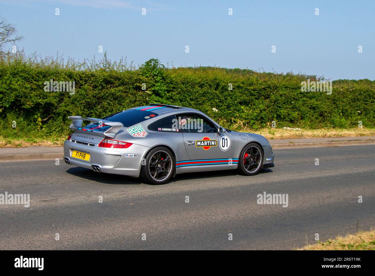 2006 Martini Auto 01. Silver Porsche 911 Carrera 2 S; Classic & Performance Motor Show a Hoghton Tower; Supercar Showtime giugno 2023 Foto Stock
