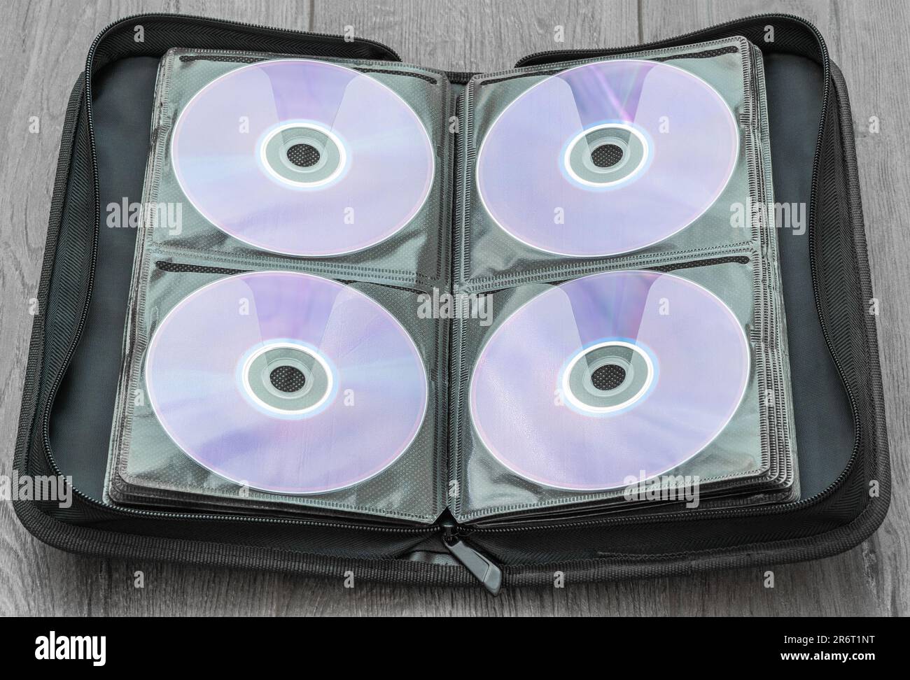 Una vecchia custodia per conservare una raccolta di dischi Foto Stock