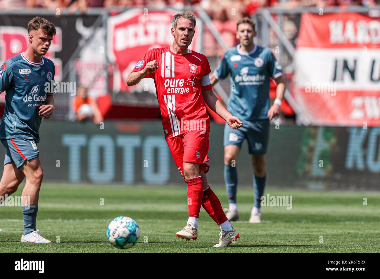 ENSCHEDE, PAESI BASSI - GIUGNO 11: WOUT Brama di FC Twente durante la Eredivie Conference League Gioca fuori finale seconda tappa tra FC Twente e Sparta Rotterdam a Grolsch Veste il 11 Giugno 2023 a Enschede, Paesi Bassi (Foto di ben Gal/ Orange Pictures) Foto Stock