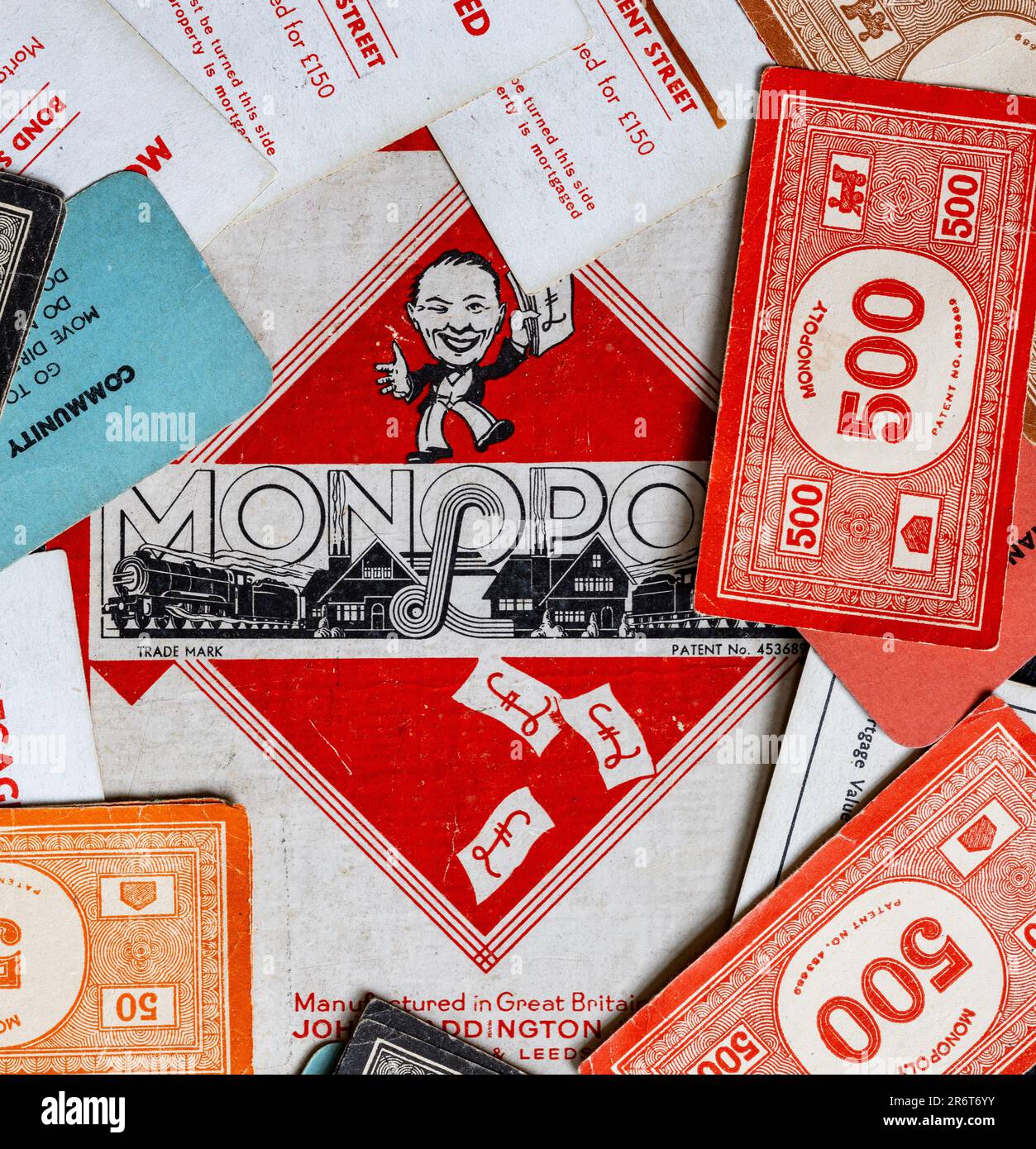Vintage Monopoly gioco da tavolo, realizzato da Waddington's di Londra e Leeds durante la seconda guerra mondiale Foto Stock