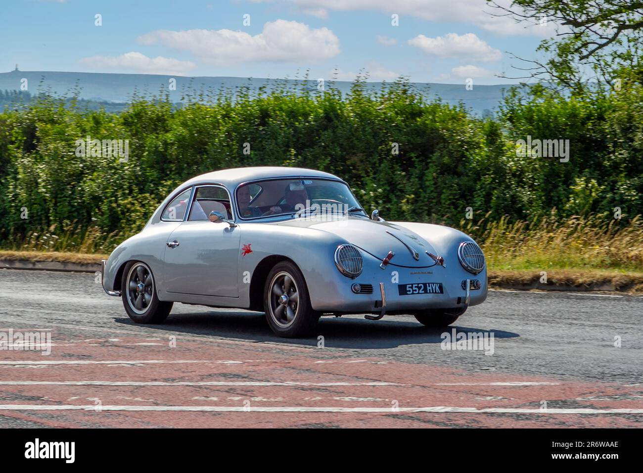 1958 50s Silver PORSCHE, benzina 1582 cc. Porsche 356 1600 Super al Classic & Performance Motor Show di Hoghton Tower Foto Stock