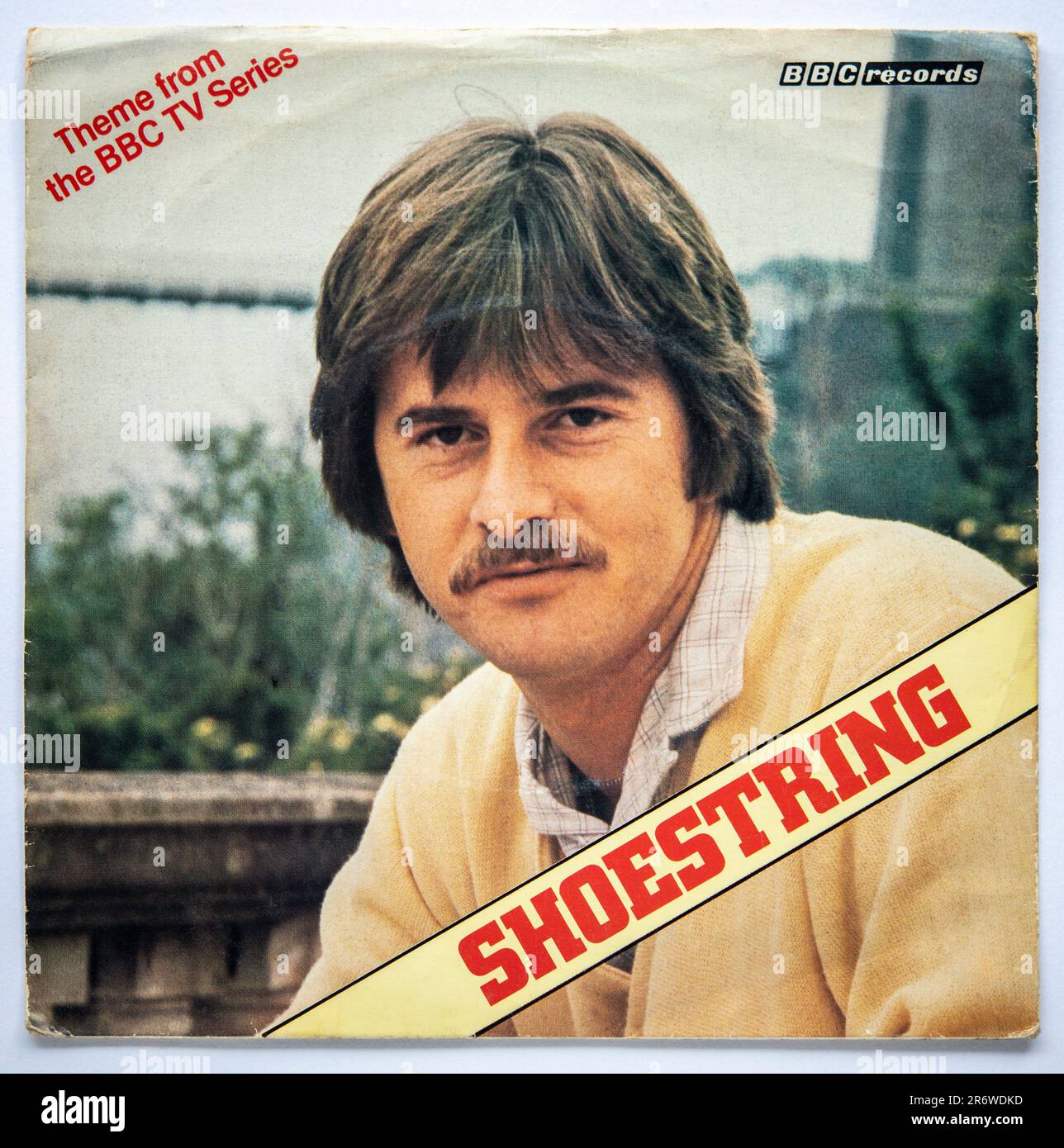 Copertina della versione singola da sette pollici del tema della serie TV della BBC Shoestring, che è stata rilasciata nel 1979. Foto Stock