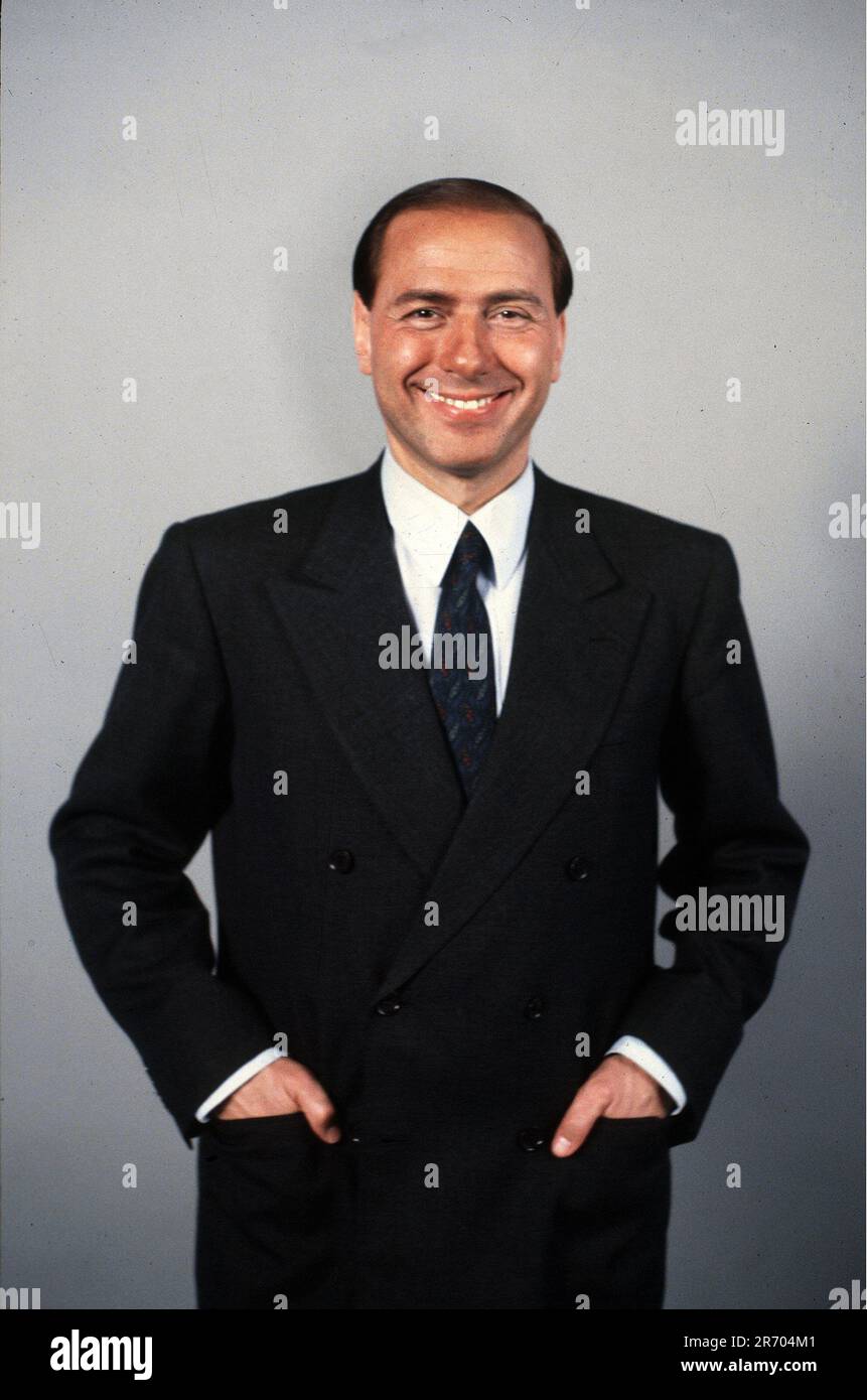 Repertorio fotografico, Italia. 30th giugno, 2023. SILVIO BERLUSCONI, FOTO SCATTATE NELLO STUDIO (Poggi/GIACOMINOFOTO, ROMA - 1996-11-05) ps la foto può essere utilizzata nel contesto in cui è stata scattata, E senza intenti diffamatori del decoro delle persone rappresentate (ROMA - 1985 -05-12, Poggi/GIACOMINOFOTO) ps la foto può essere utilizzata nel contesto in cui è stata scattata, e senza intenti diffamatori del decoro delle persone rappresentate solo uso Editoriale Credit: Agenzia indipendente per le foto/Alamy Live News Foto Stock