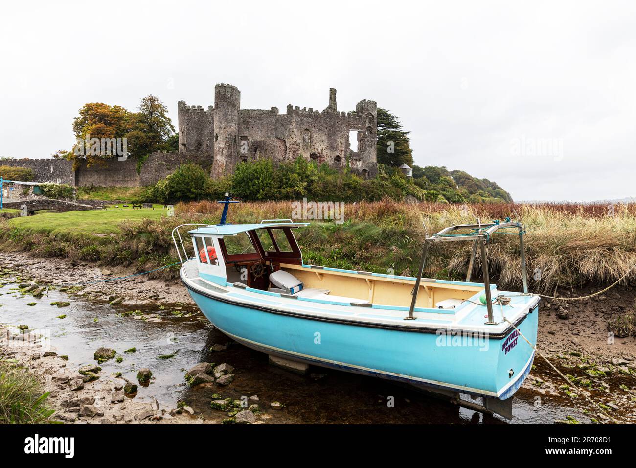 Castello di Laugharne, Carmarthenshire, Galles, Regno Unito, fiume Taf, Laugharne UK, Laugharne Wales, Castell, Castell Talacharn, Welsh, Castelli gallesi, castelli, Foto Stock