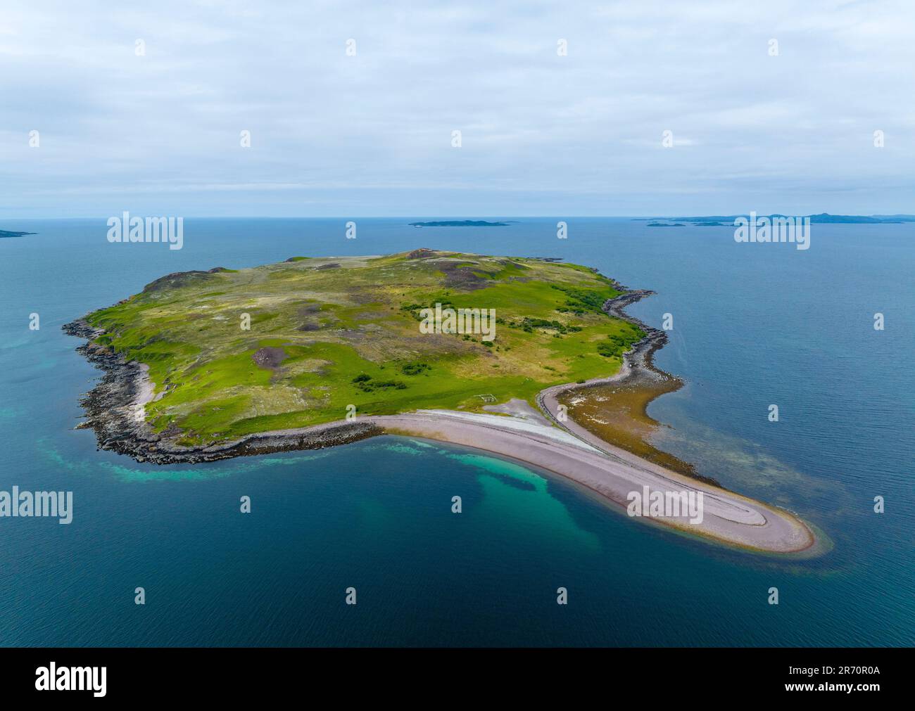 Vista aerea dell'isola di Gruinard sulla baia di Gruinard a Wester Ross, Scozia, Regno Unito Foto Stock