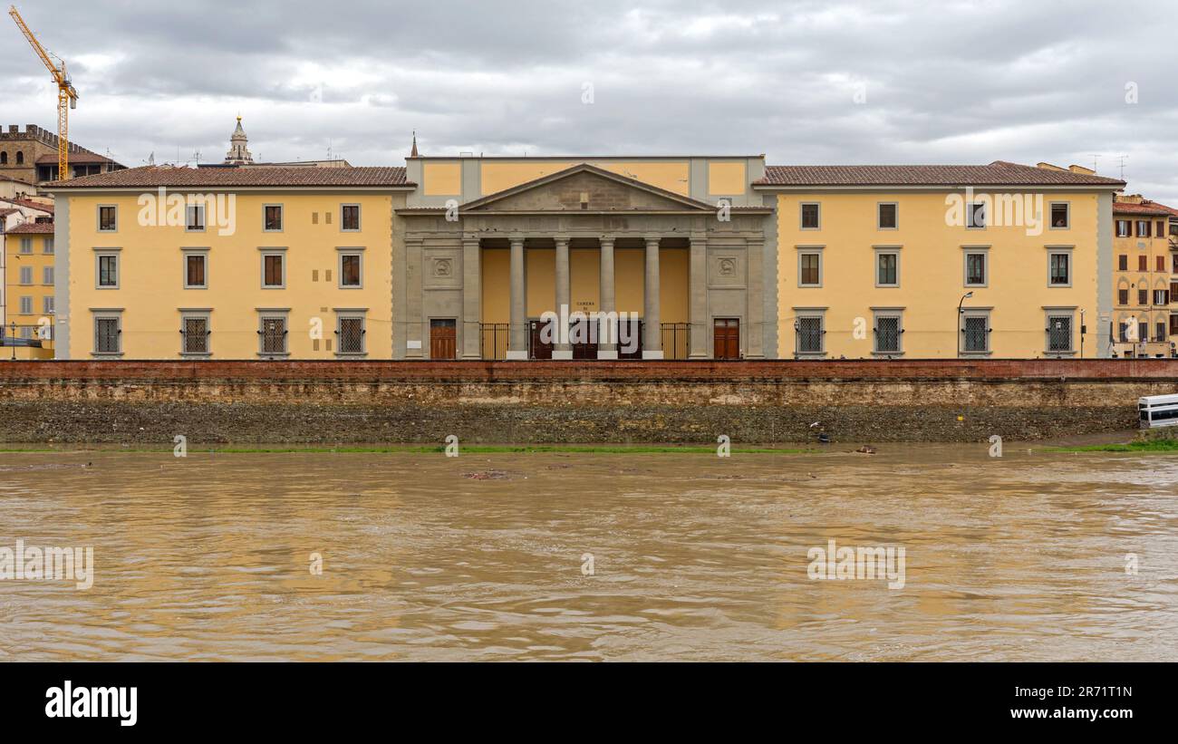 Firenze, Italia - 2 febbraio 2018: Camera di Commercio al fiume Arno a Firenze Giornata invernale Toscana. Foto Stock