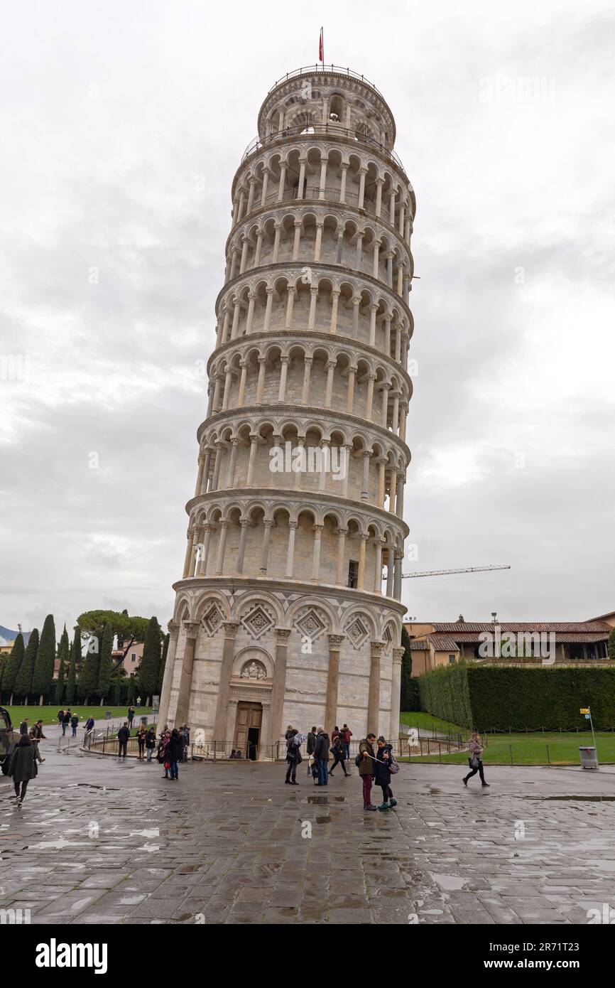Pisa, Italia - 2 Febbraio 2018: Famosa Torre Pendente di Pisa storico Italiano Landmark Travel. Foto Stock