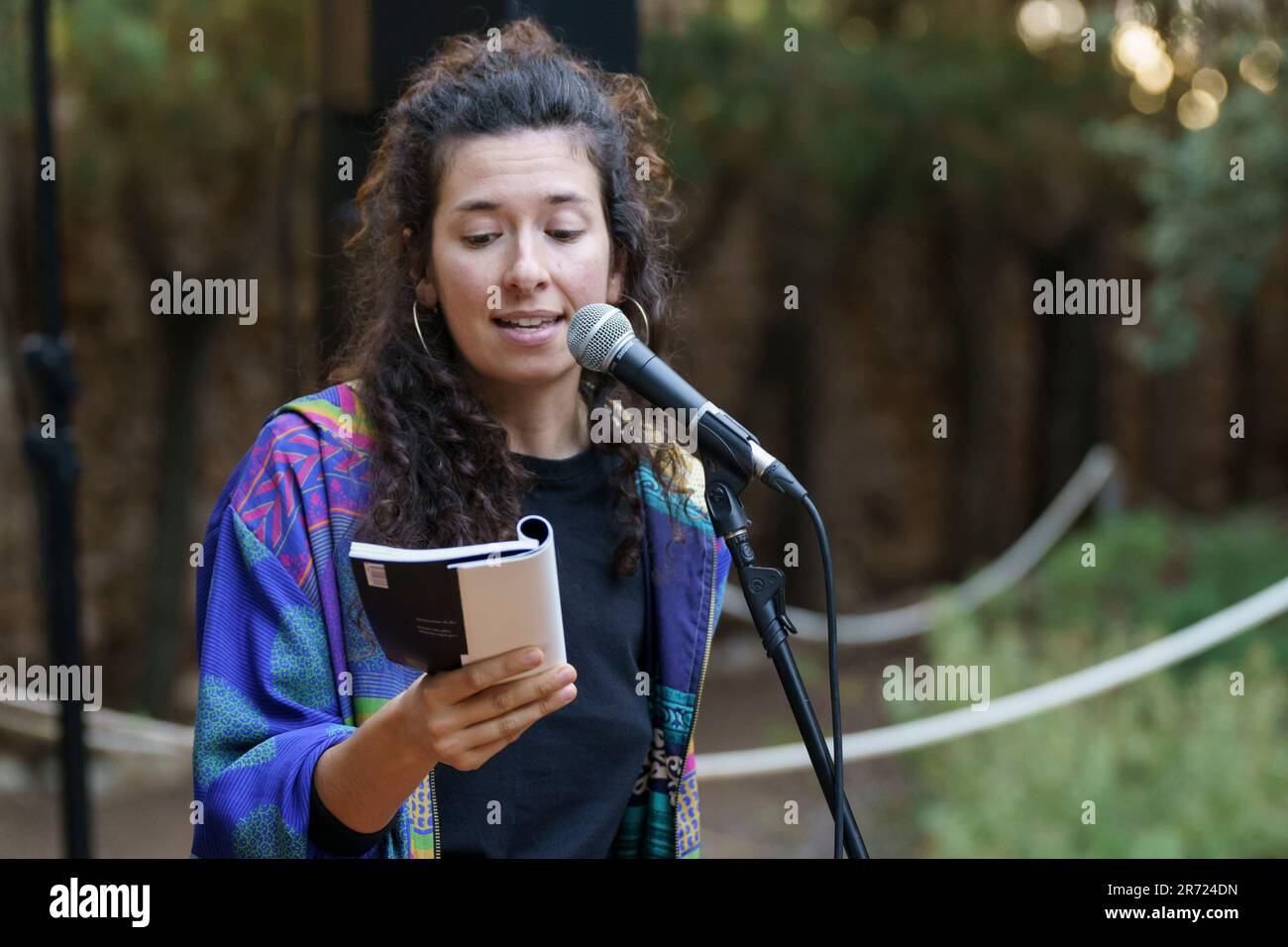 Jèsssica Ferrer, recital poetico, Oratori de Sant Blai, Campos, Maiorca, Isole Baleari, recital poetico spagnolo, Oratori de Sant Blai, Campos, Maiorca, Foto Stock