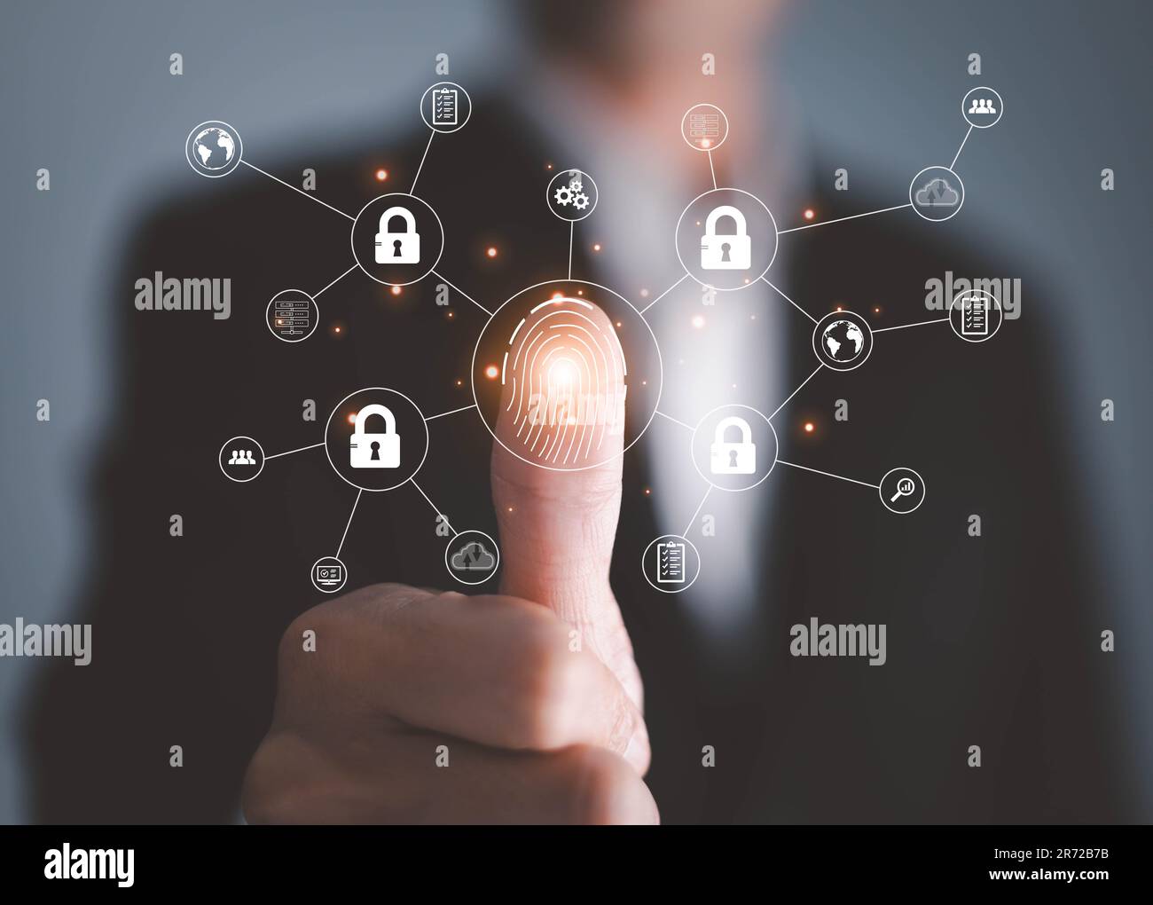 Concetto di sicurezza informatica, sicurezza e crittografia delle informazioni, accesso sicuro alle informazioni personali degli utenti, accesso sicuro a Internet, sicurezza informatica. Foto Stock