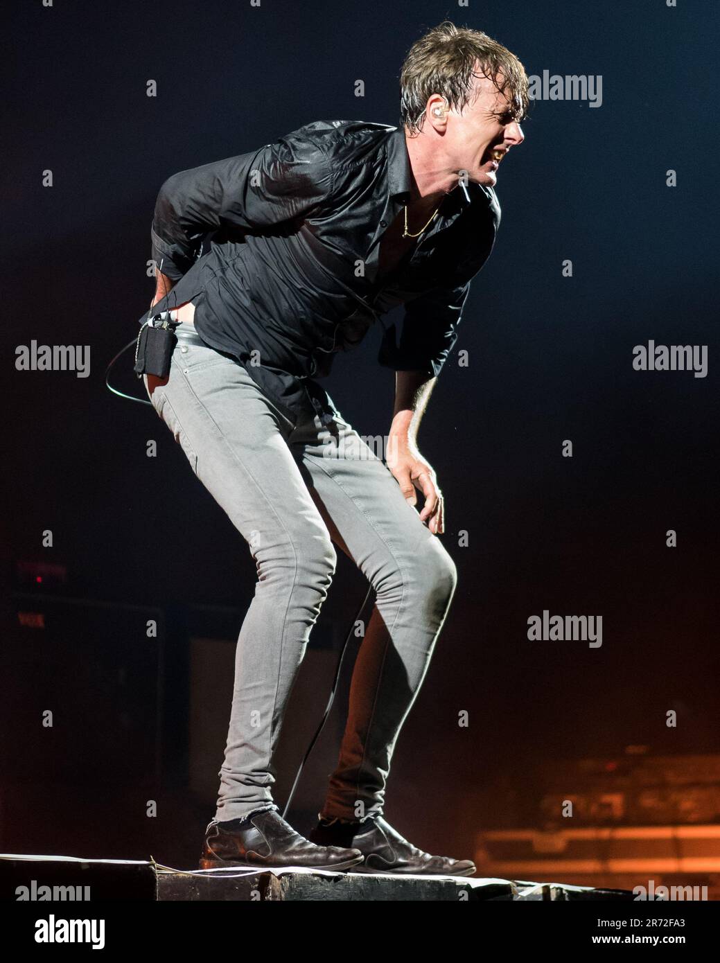 Oxford, Regno Unito. 11th giugno, 2023. Suede - Brett Anderson - Kite Festival Oxfordshire - 11 Giugno 2023 Credit: Graham Tarrant/Alamy Live News Foto Stock
