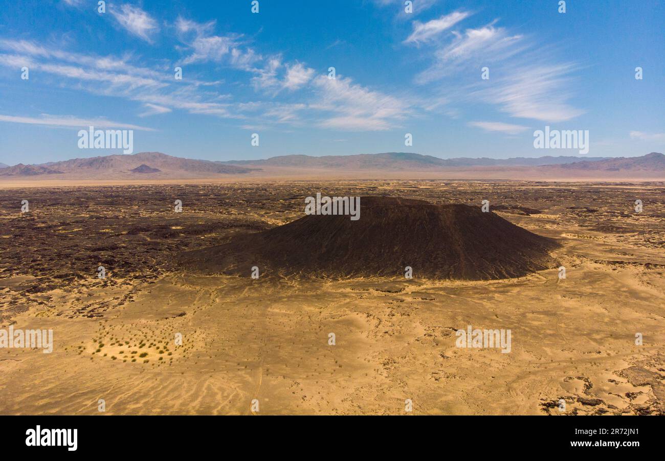 Una vista mozzafiato del Cratere Amboy nel deserto di Mojave in California Foto Stock