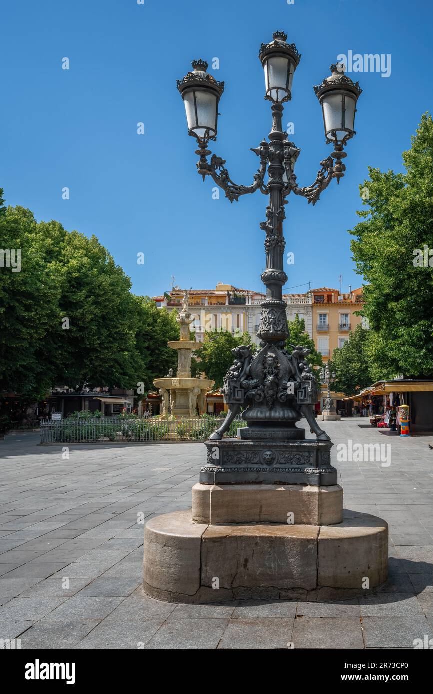 Lampada a Plaza de Bib-Rambla - Granada, Andalusia, Spagna Foto Stock