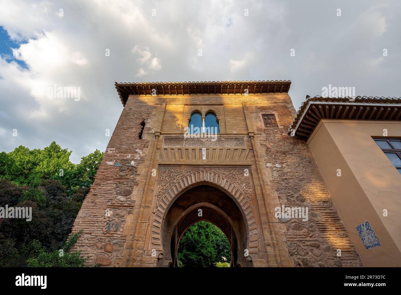 Porta del vino (Puerta del vino) in Alhambra - Granada, Andalusia, Spagna Foto Stock